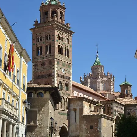 Marquesa De Jarras *