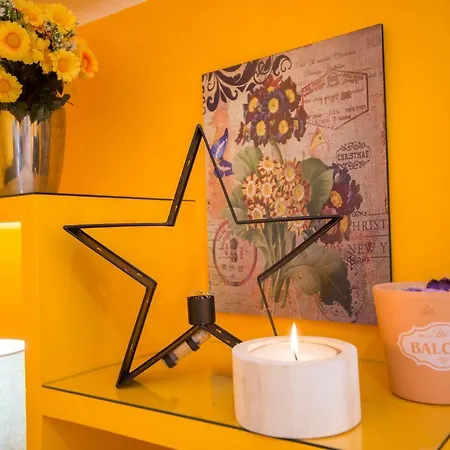 Marquesa De Jarras *